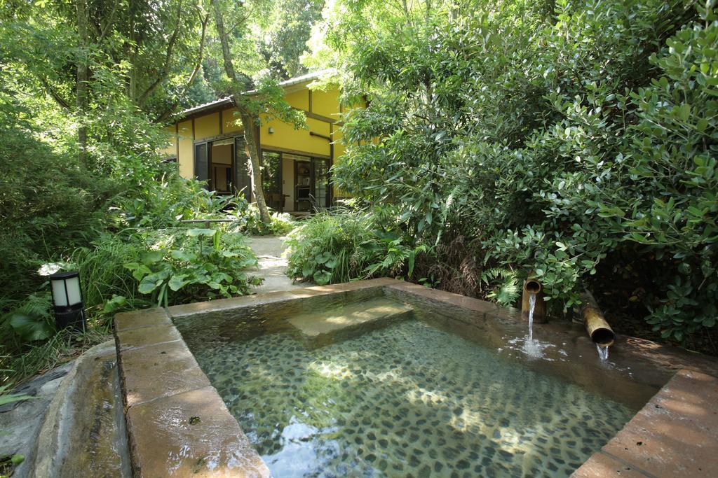 Onsensui Pool&Fufu Rotenburo no Hanareyado Yurian Ibusuki Exterior foto