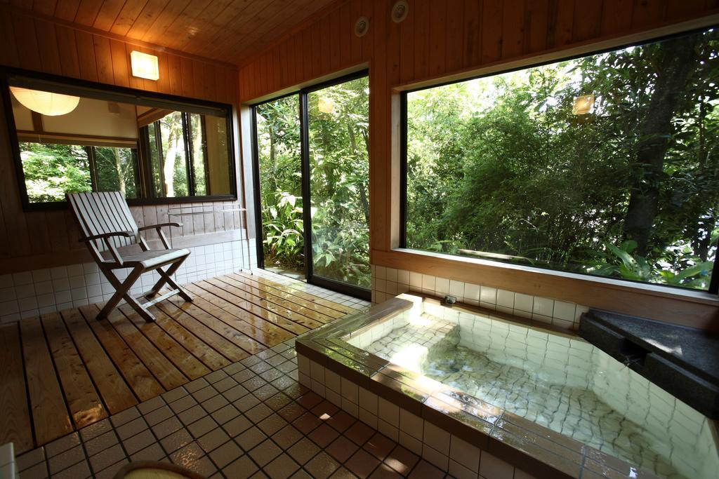 Onsensui Pool&Fufu Rotenburo no Hanareyado Yurian Ibusuki Exterior foto
